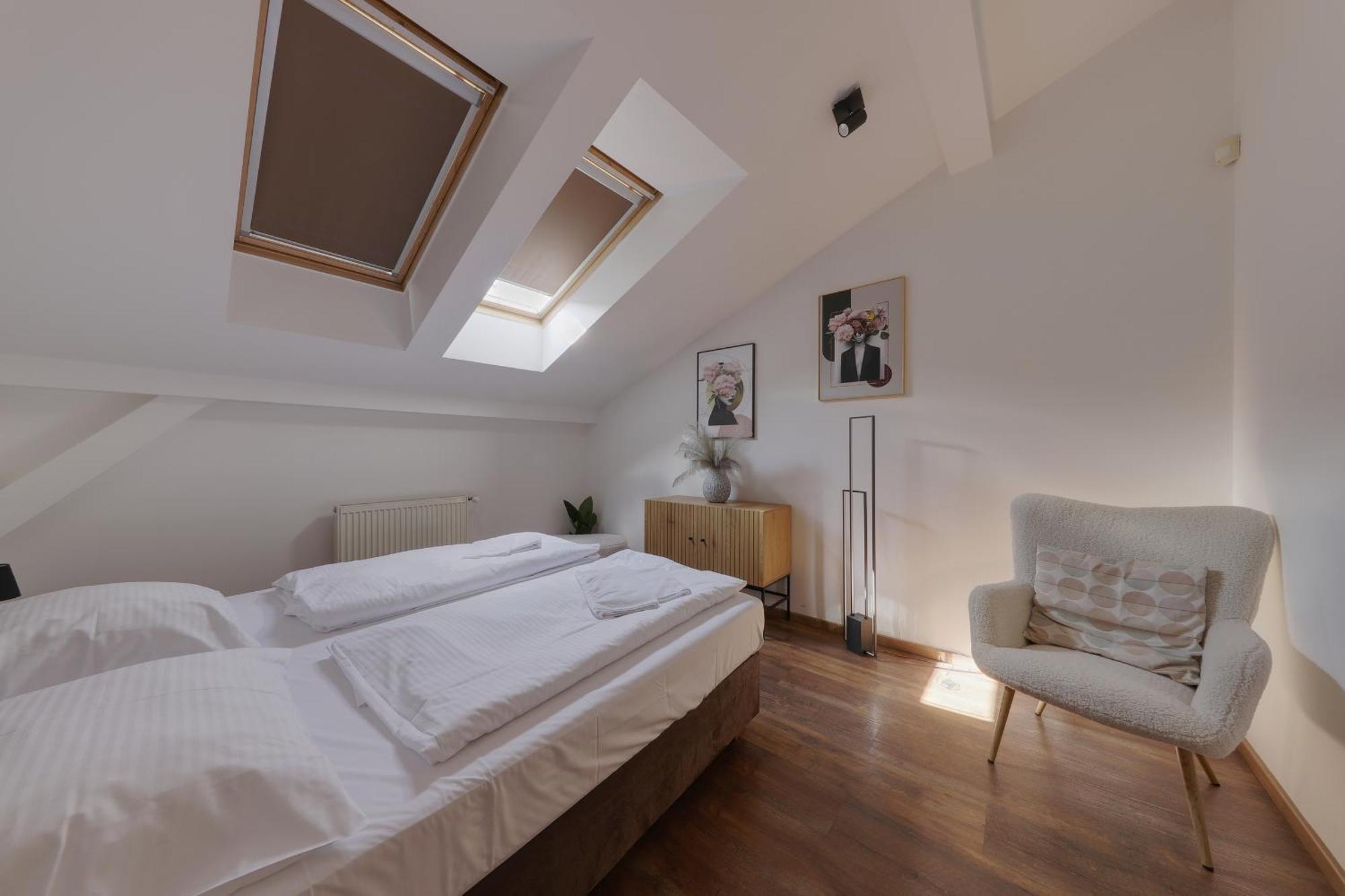 Aneri Apartment Old Town Pozsony Kültér fotó