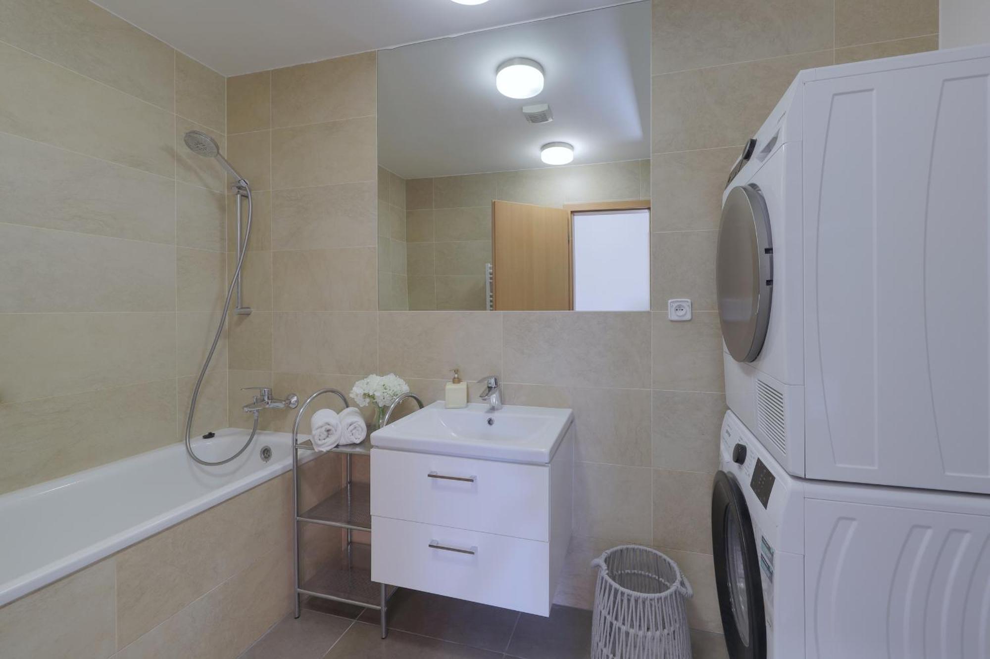 Aneri Apartment Old Town Pozsony Kültér fotó