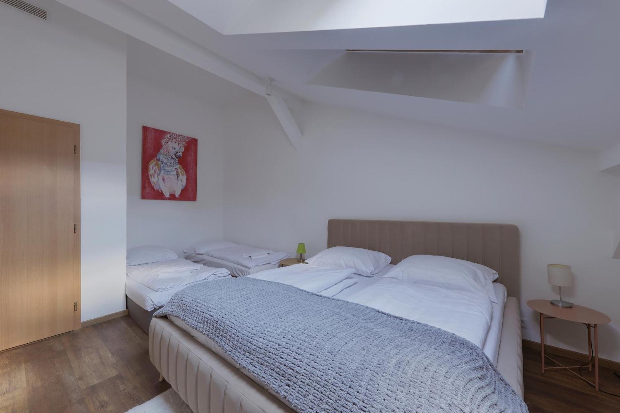 Aneri Apartment Old Town Pozsony Kültér fotó